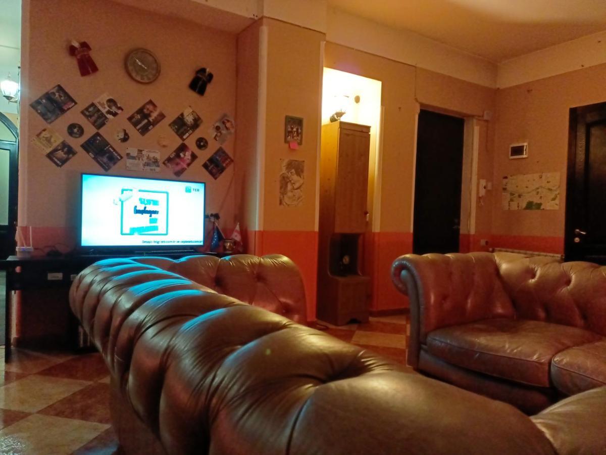 Museum Hostel Тбилиси Экстерьер фото